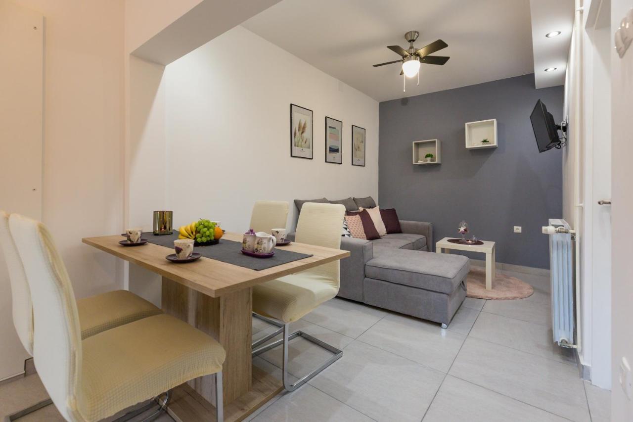 Apartments By The Sea Simuni, Pag - 4083 Kolan Esterno foto