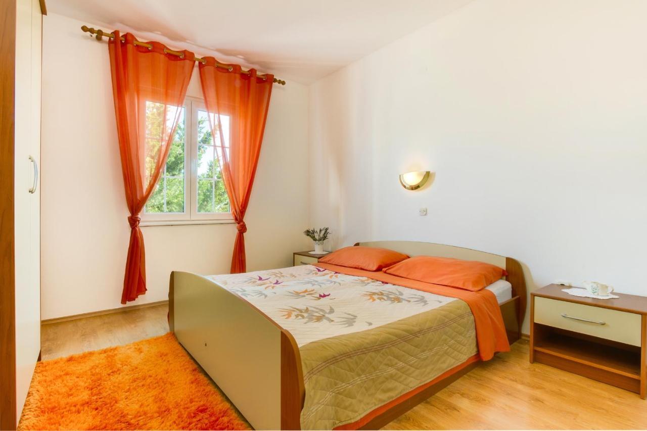 Apartments By The Sea Simuni, Pag - 4083 Kolan Esterno foto