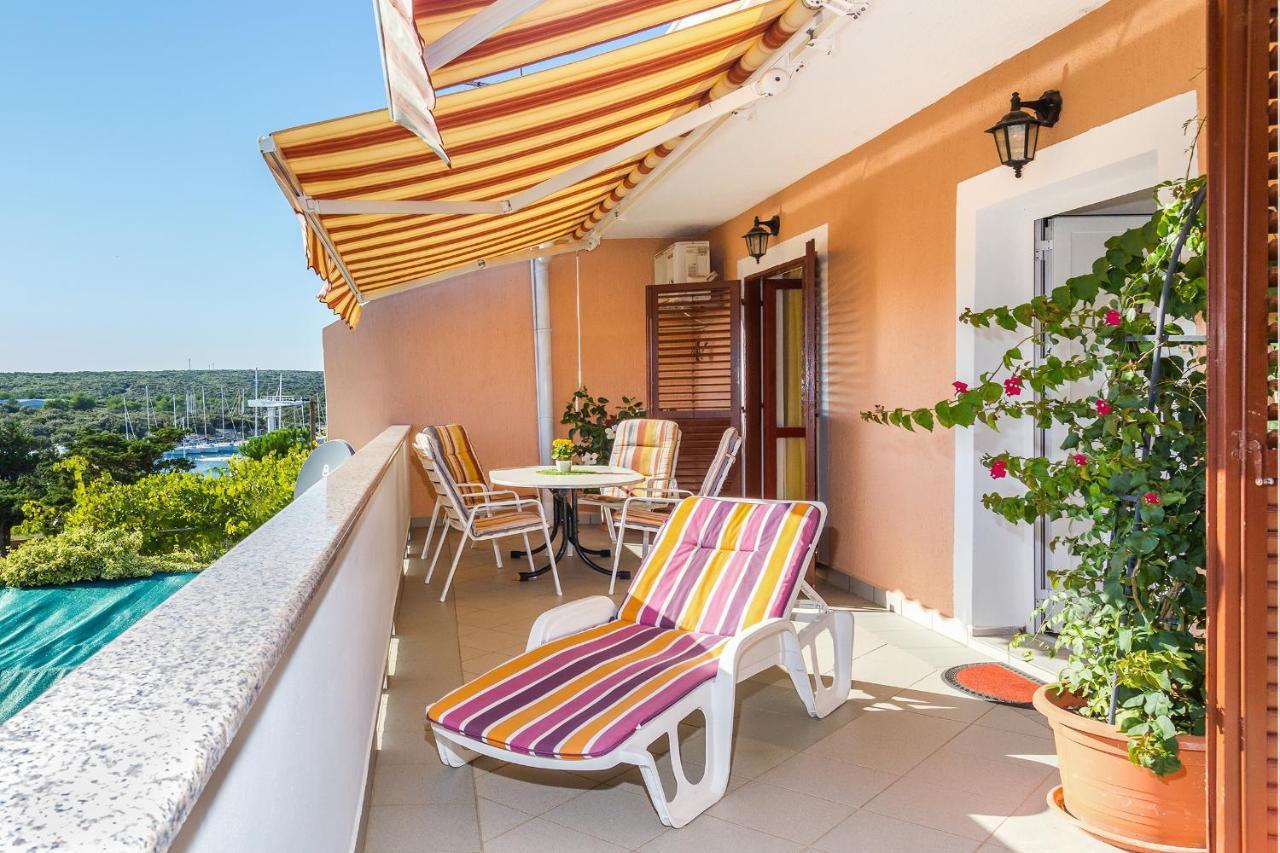 Apartments By The Sea Simuni, Pag - 4083 Kolan Esterno foto